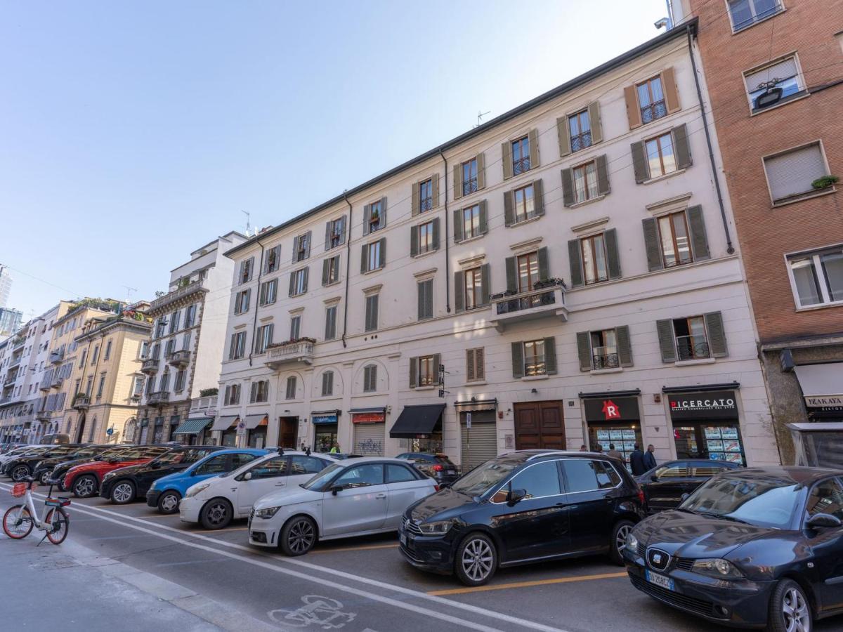 The Best Rent - Gorgeous Two-Bedroom Apartment In Porta Nuova District Milano Dış mekan fotoğraf