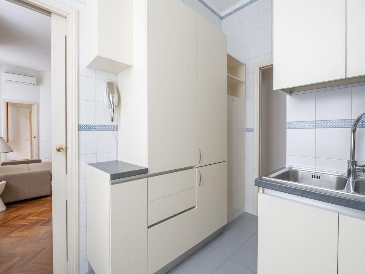 The Best Rent - Gorgeous Two-Bedroom Apartment In Porta Nuova District Milano Dış mekan fotoğraf